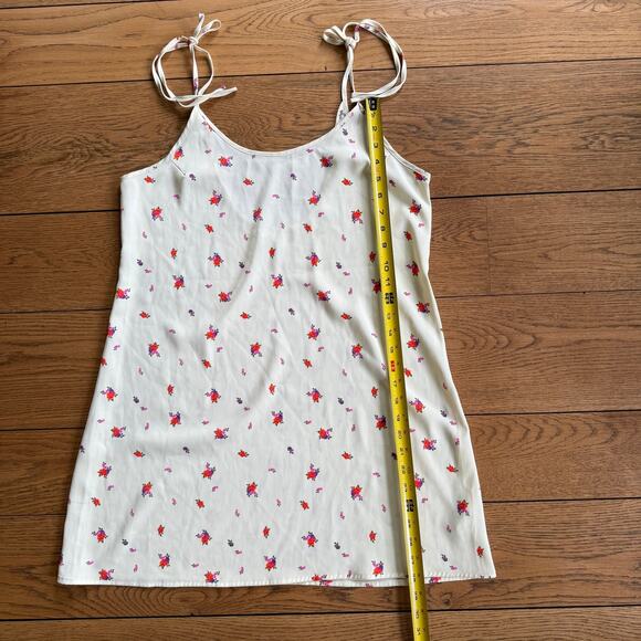 Urban Outfitters Butter Yellow Satin Ditsy Floral Slip Dress Mini Tie Med Y2K - Picture 4 of 8